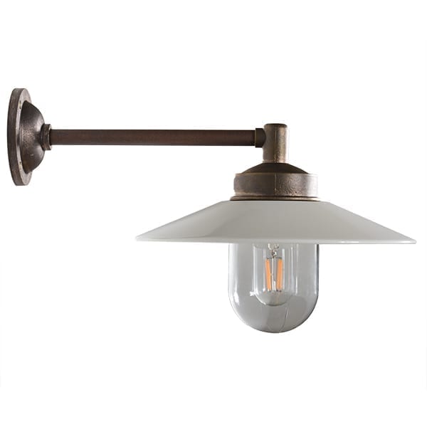 Staldlampe Falsterbo straight 90 antik messing/hvid skærm